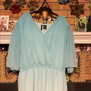 A simple ombré aqua midi dress, perfect for summer